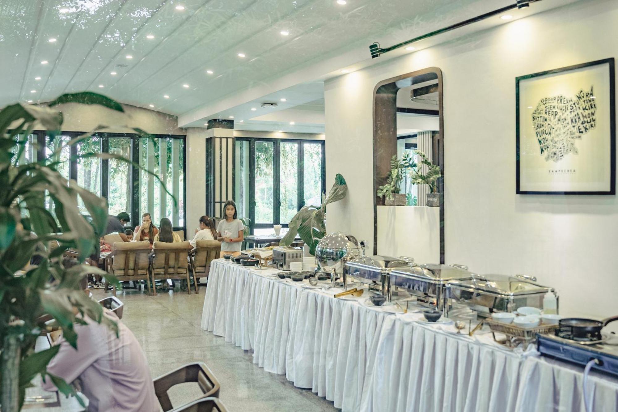 Rainforest Hotel By Nsun Kampot Eksteriør bilde